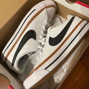 White Nike Court Legacy